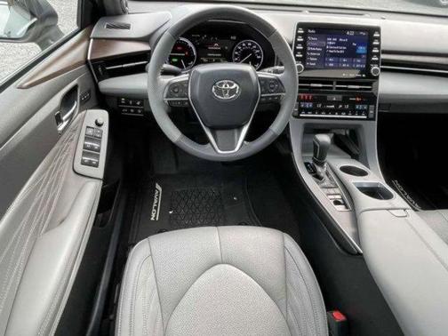2020 Toyota Avalon Hybrid Limited