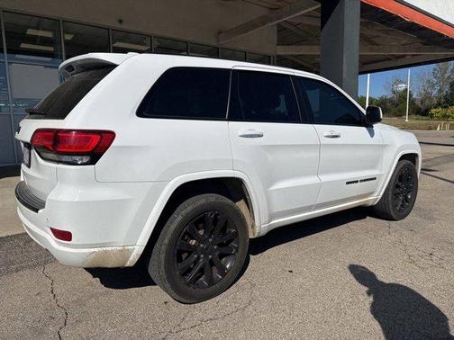 2017 Jeep Grand Cherokee Altitude