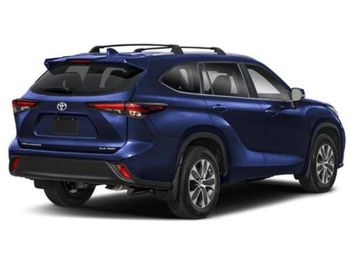 Wind Chill Pearl 2026 Toyota Highlander XLE
