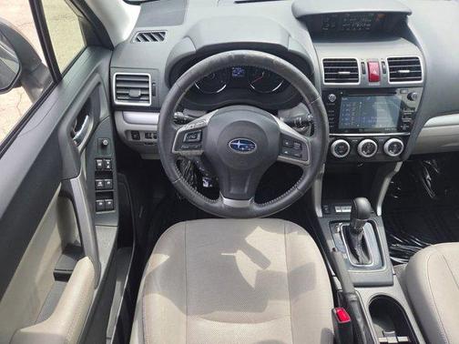 2016 Subaru Forester 2.5i Touring