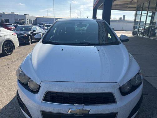 2016 Chevrolet Sonic LT