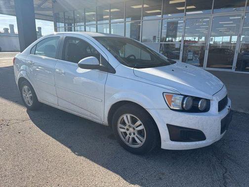 2016 Chevrolet Sonic LT