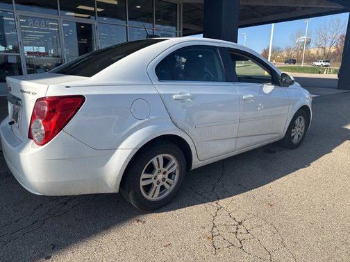 2016 Chevrolet Sonic LT