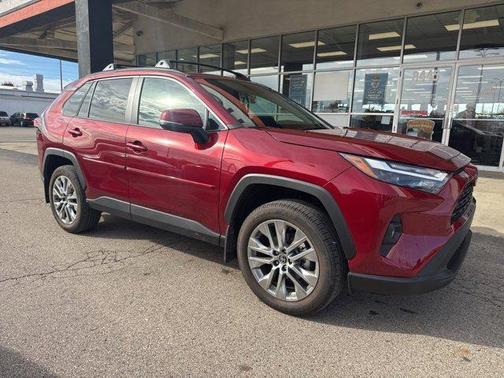2024 Toyota RAV4 XLE Premium