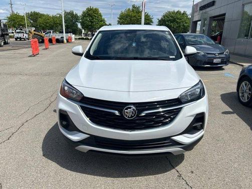 Summit White 2022 Buick Encore GX Preferred
