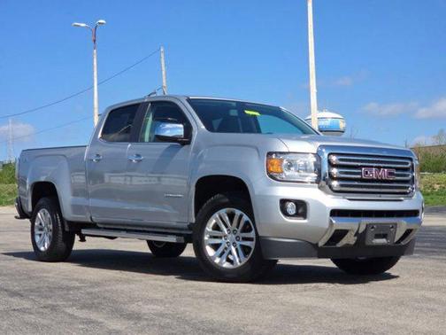 Quicksilver Metallic 2018 GMC Canyon SLT