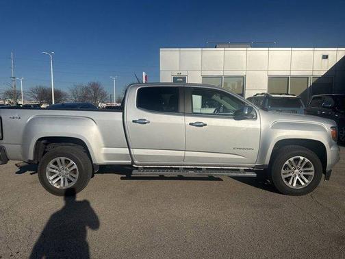 Silver 2018 GMC Canyon SLT