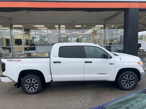 2016 Toyota Tundra SR5