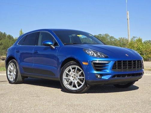 2016 Porsche Macan S