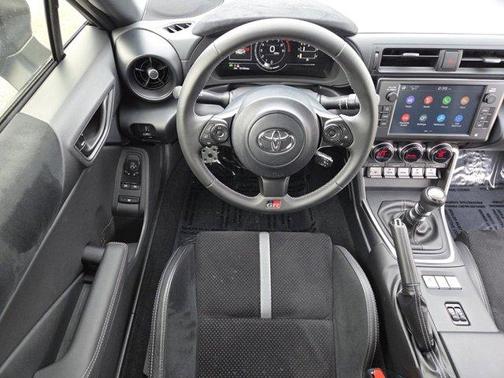 2024 Toyota GR86 Premium