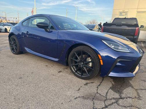 2024 Toyota GR86 Premium