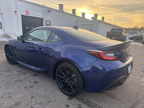 2024 Toyota GR86 Premium