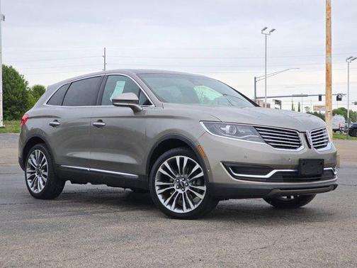Luxe Metallic 2016 Lincoln MKX Reserve