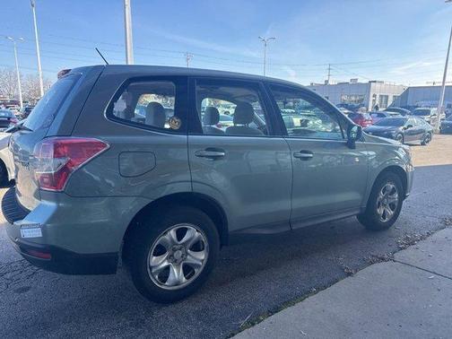 2015 Subaru Forester 2.5i