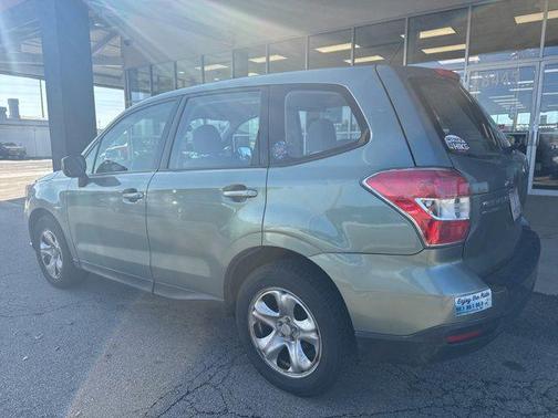2015 Subaru Forester 2.5i