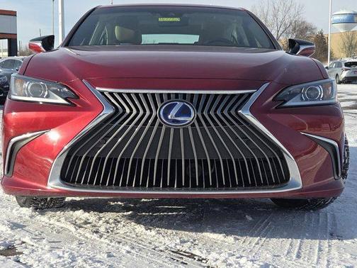 2021 Lexus ES 300h Base