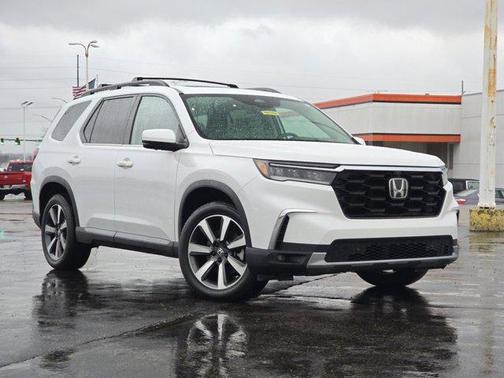 2023 Honda Pilot AWD Elite