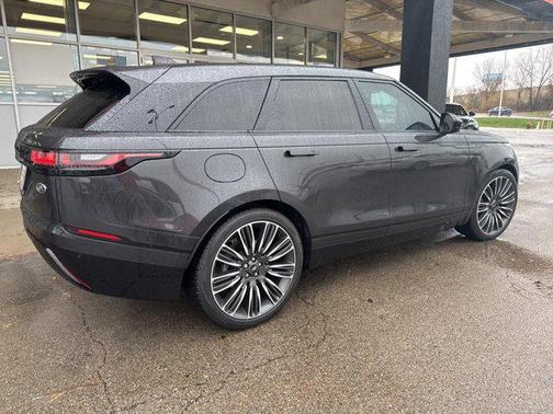 2022 Land Rover Range Rover Velar P250 S R-Dynamic