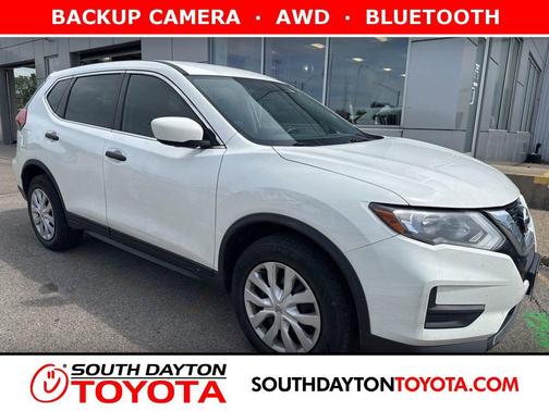Glacier White 2017 Nissan Rogue S