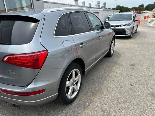 2011 Audi Q5 Premium Plus