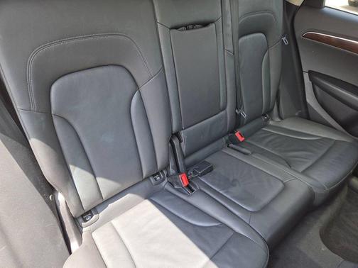 2011 Audi Q5 Premium Plus