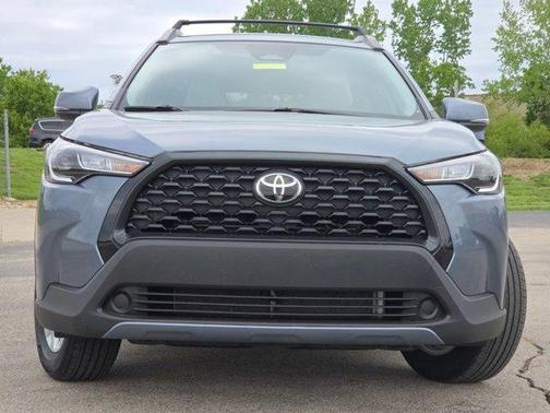 Celestite 2024 Toyota Corolla Cross LE