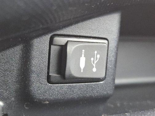 2013 Toyota Prius c Two