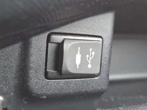 2013 Toyota Prius c Two