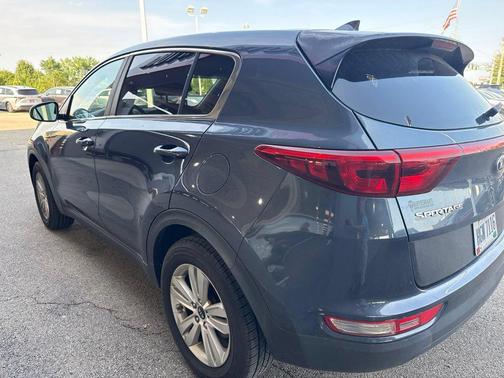 Pacific Blue 2019 Kia Sportage LX