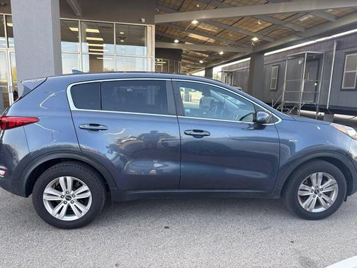 Pacific Blue 2019 Kia Sportage LX