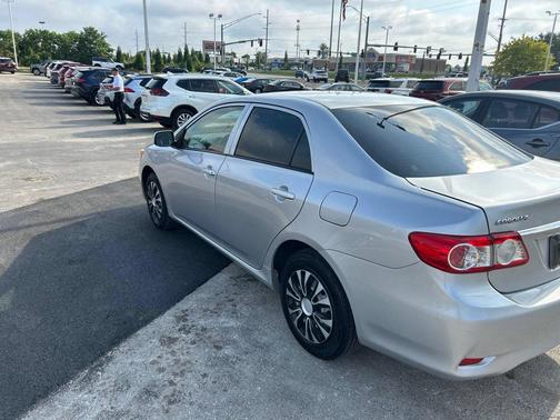 Classic Silver Metallic 2013 Toyota Corolla L