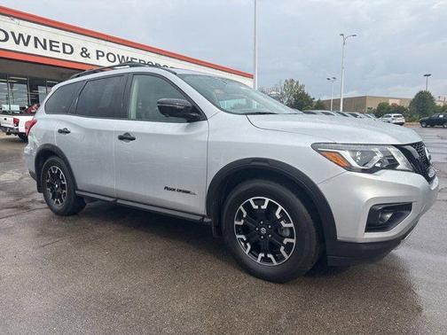 2020 Nissan Pathfinder SL 4WD