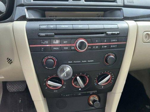 Rally White 2008 Mazda Mazda3 i Touring