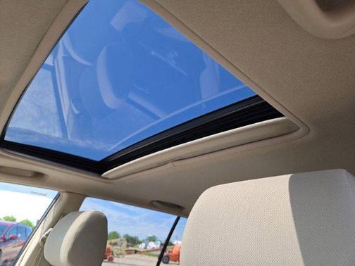 Green 2007 Toyota Highlander Hybrid Base