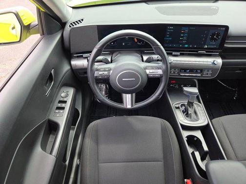 Neoteric Yellow 2024 Hyundai KONA SEL