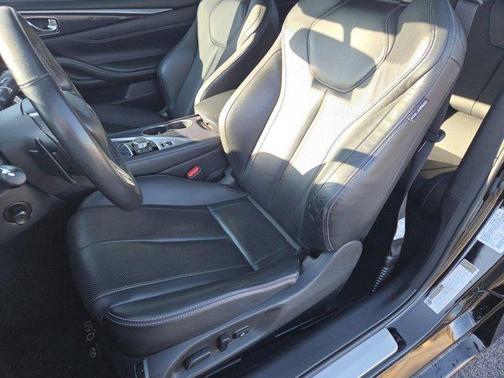 2017 INFINITI Q60 3.0t Red Sport 400