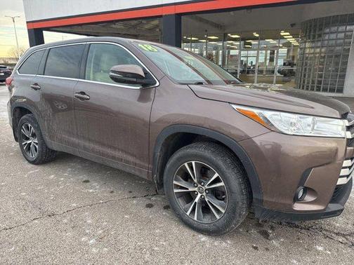2018 Toyota Highlander LE Plus