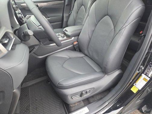 2026 Toyota Highlander Limited