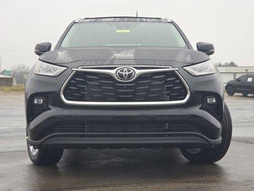 2026 Toyota Highlander Limited