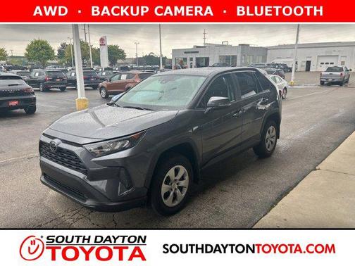 2022 Toyota RAV4 LE