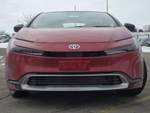 2026 Toyota Prius Plug-In Hybrid SE