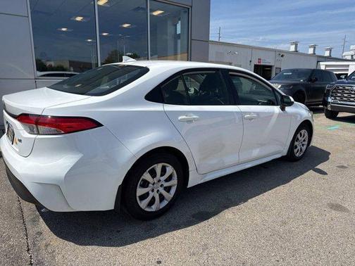 Ice 2024 Toyota Corolla LE