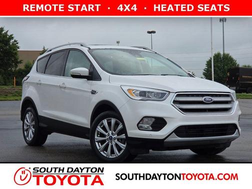 White Platinum Clearcoat Metallic 2017 Ford Escape Titanium