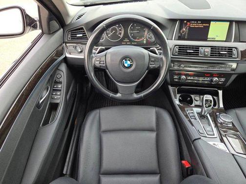 2016 BMW 528 528i