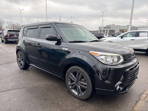 2016 Kia Soul +
