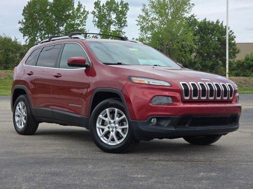 Deep Cherry Red Crystal Pearlcoat 2015 Jeep Cherokee Latitude