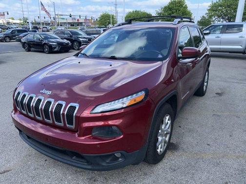 Deep Cherry Red Crystal Pearlcoat 2015 Jeep Cherokee Latitude