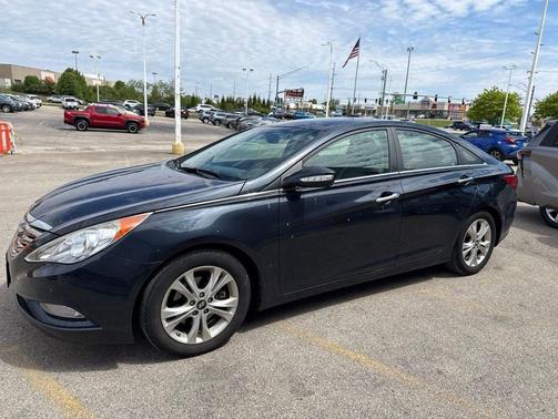Pacific Blue Pearl 2011 Hyundai SONATA Limited