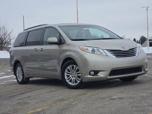 2015 Toyota Sienna XLE