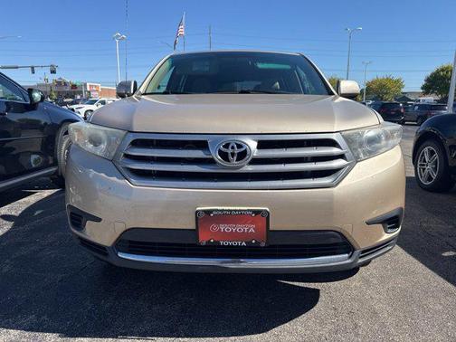 2012 Toyota Highlander SE